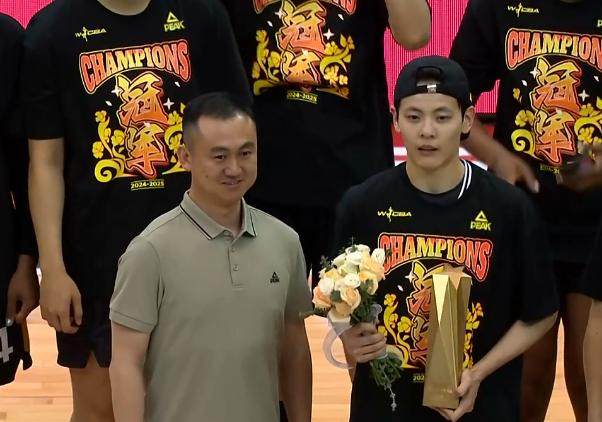 星空赛事分析-广东女篮逆袭3-1夺冠！杨舒予夺总决赛MVP